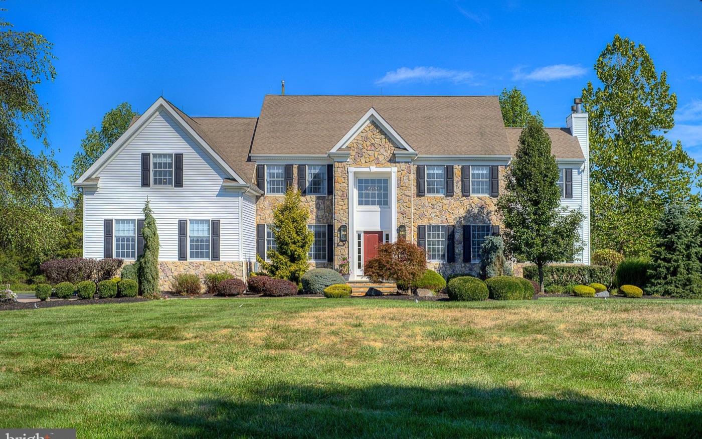 Stone-front home in Hunters Ridge
